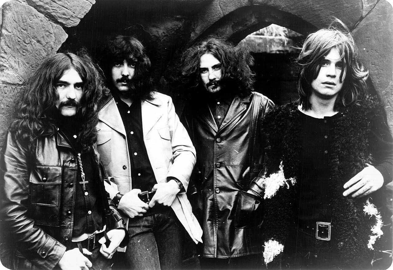 Fotografia promocional e capa da banda Black Sabbath (1968)